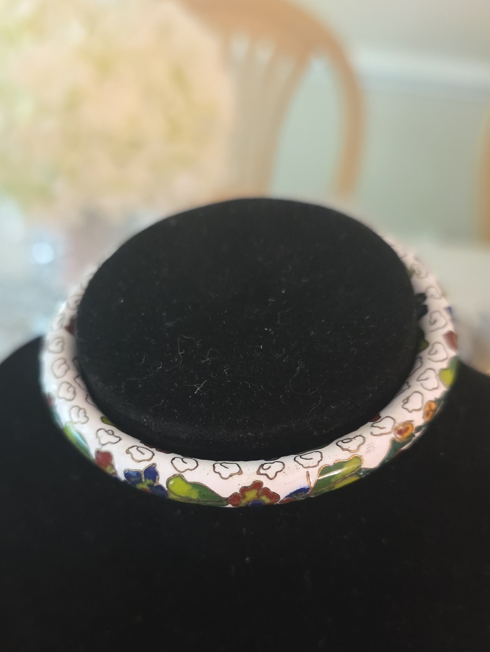 Vintage White Enamel Floral Collar Necklace with Multicolor Flowers